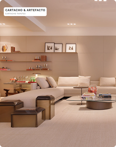 Tapete artesanal colorido para sala de visitas moderna